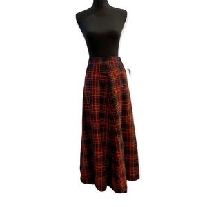 NWT Floor Length Plaid Skirt, side zip, side pockets,Lauren, Ralph Lauren size 4